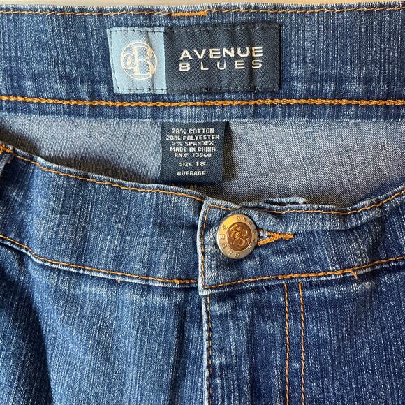 Avenue Blues Women Jeans size 18 Blue Mid Rise Stretch Straight Leg - Picture 8 of 11